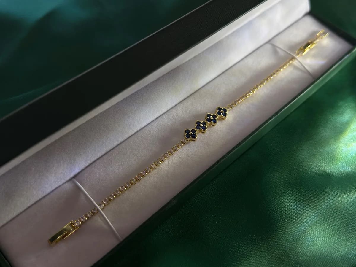 Pulsera de Chapa de Oro 18k con Encantadores Florales