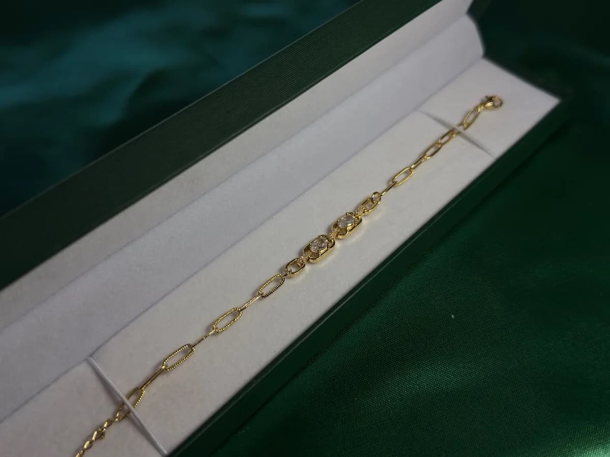 Pulsera Elegante de Eslabones Largos y Cristal — vista 2