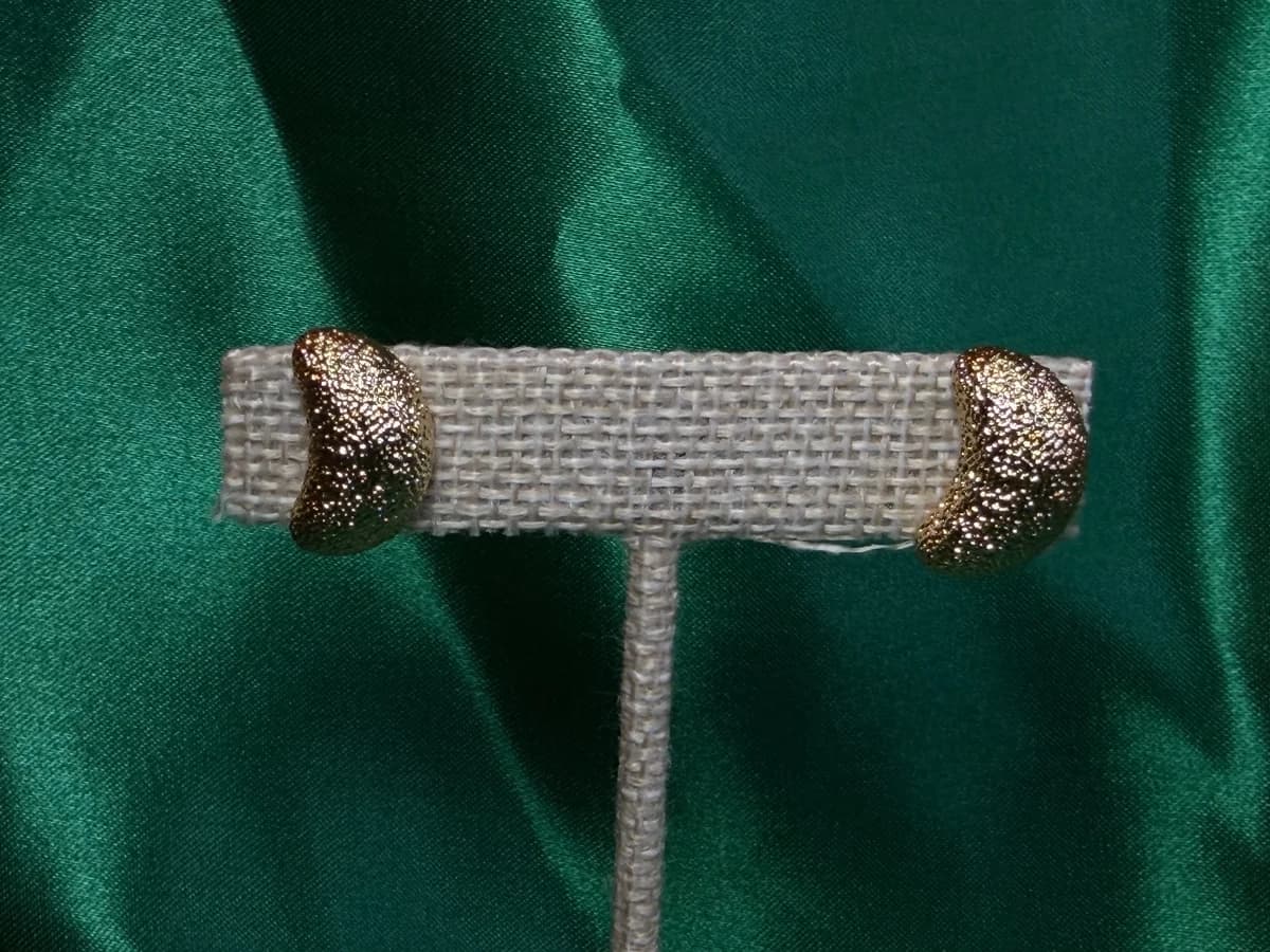 Aretes Ovejas Ovejitas Texturizados en Chapa de Oro 18k
