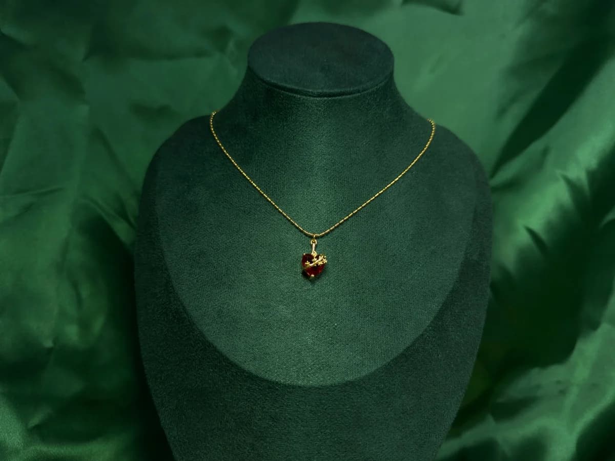 Collar Corazón Brillante en Chapa de Oro 18k