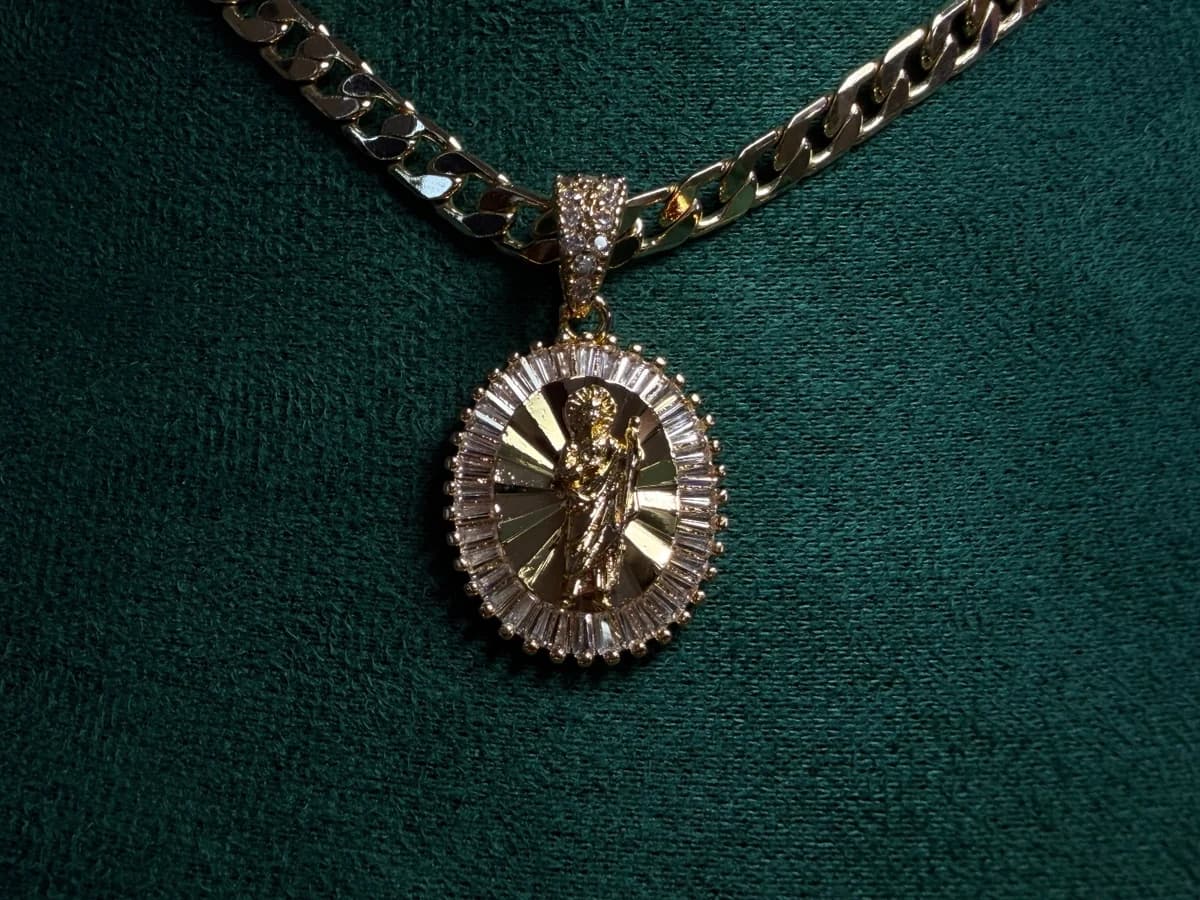 Dije San Judas Radiante Chapa de Oro 18k