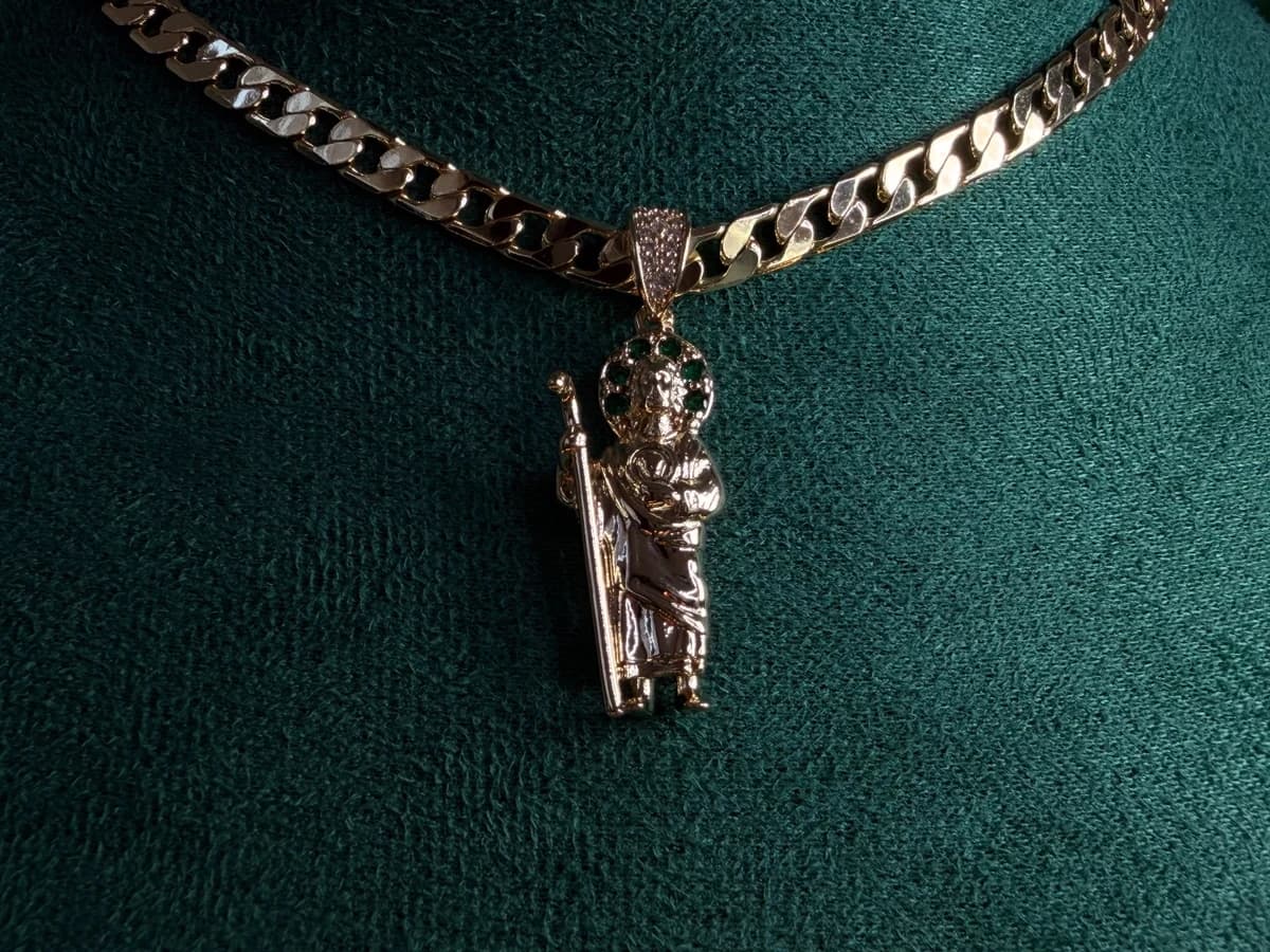 Dije San Judas Turquesa Chapa de Oro 18k — vista 4