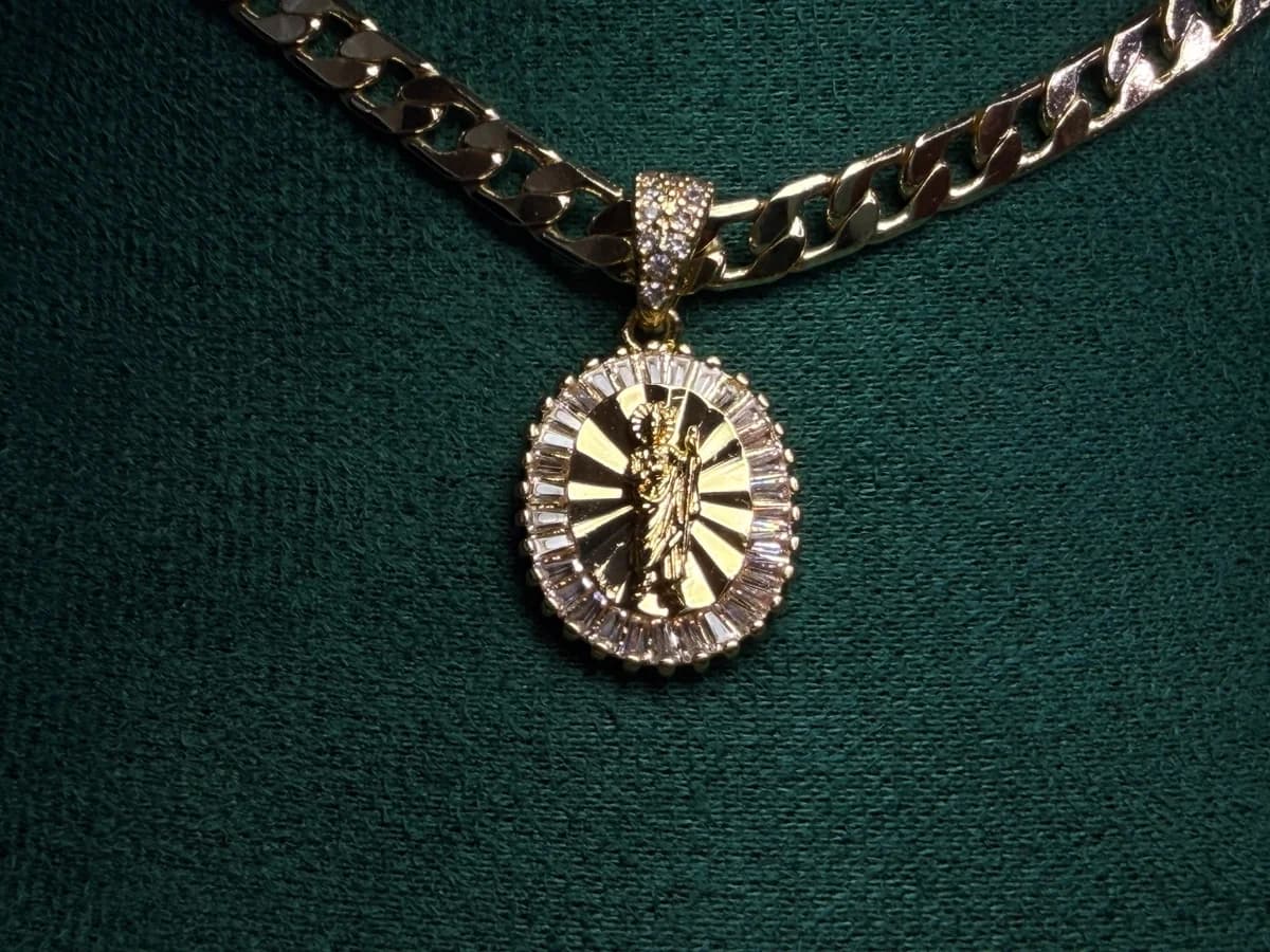 Dije San Judas Radiante Chapa de Oro 18k