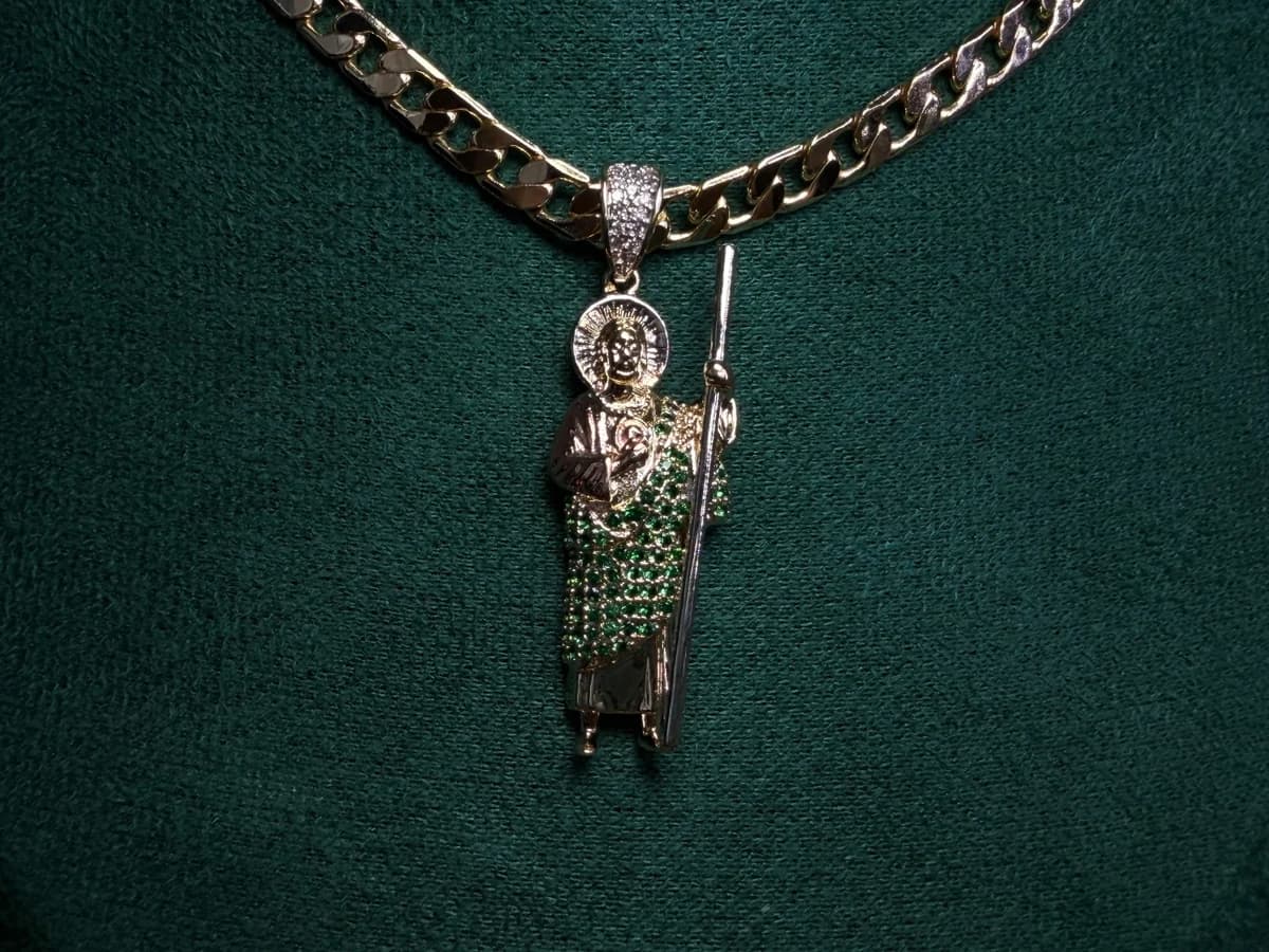 Dije San Judas Tadeo Brillante Chapa de Oro 18k