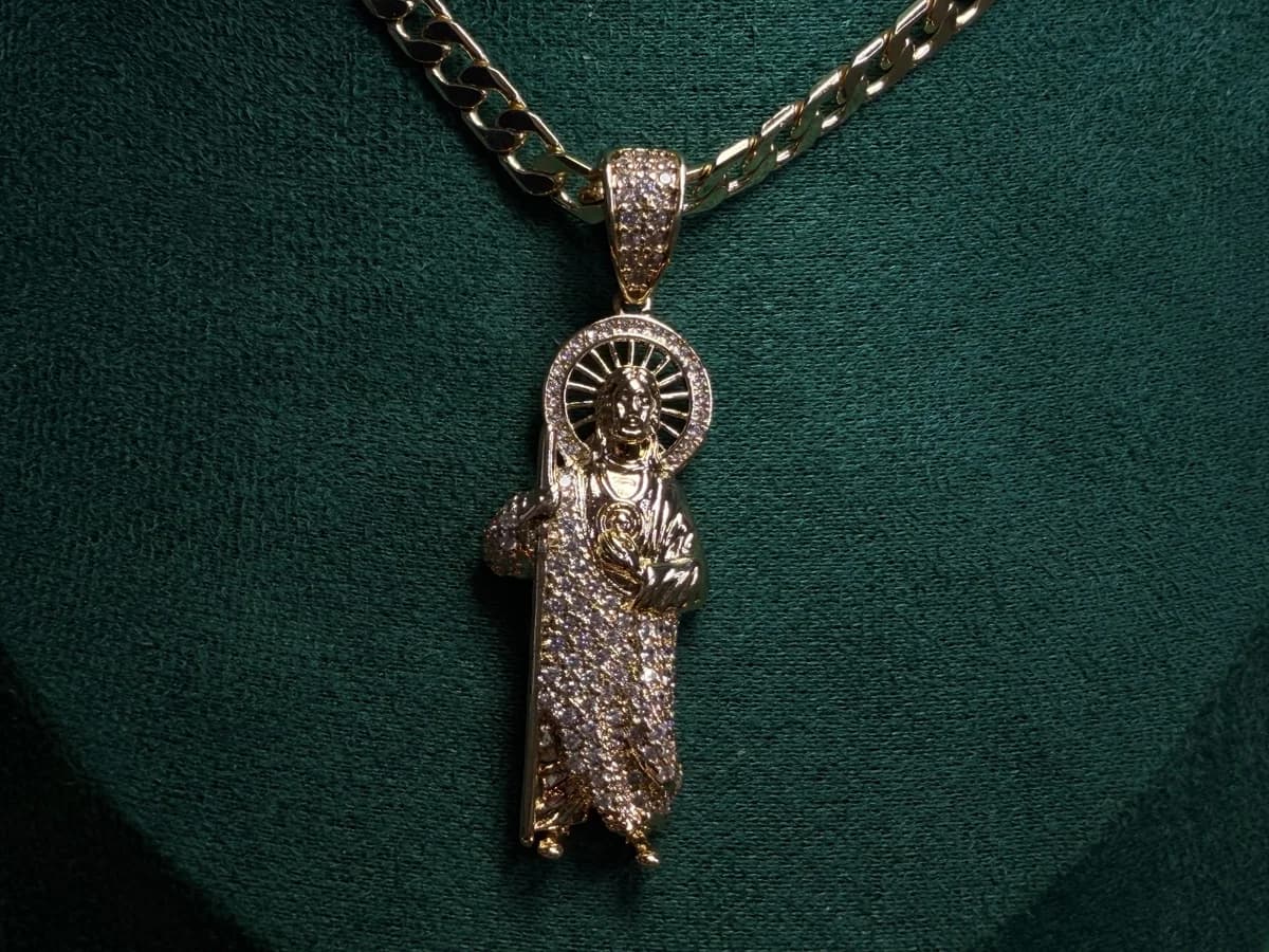 Dije San Judas Micropabe Chapa de Oro 18k