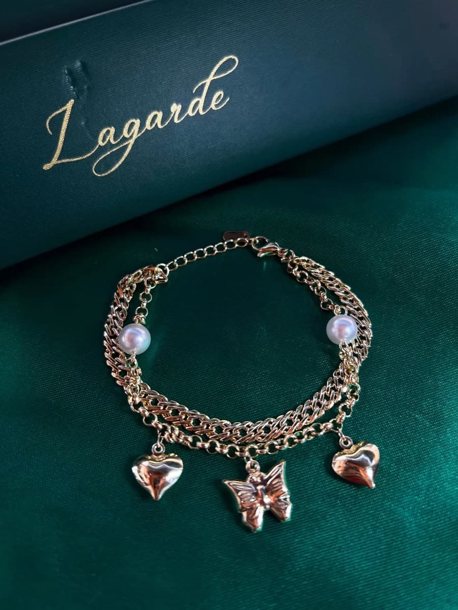 Pulsera Encantos Corazón y Mariposa en Chapa de Oro — vista 2