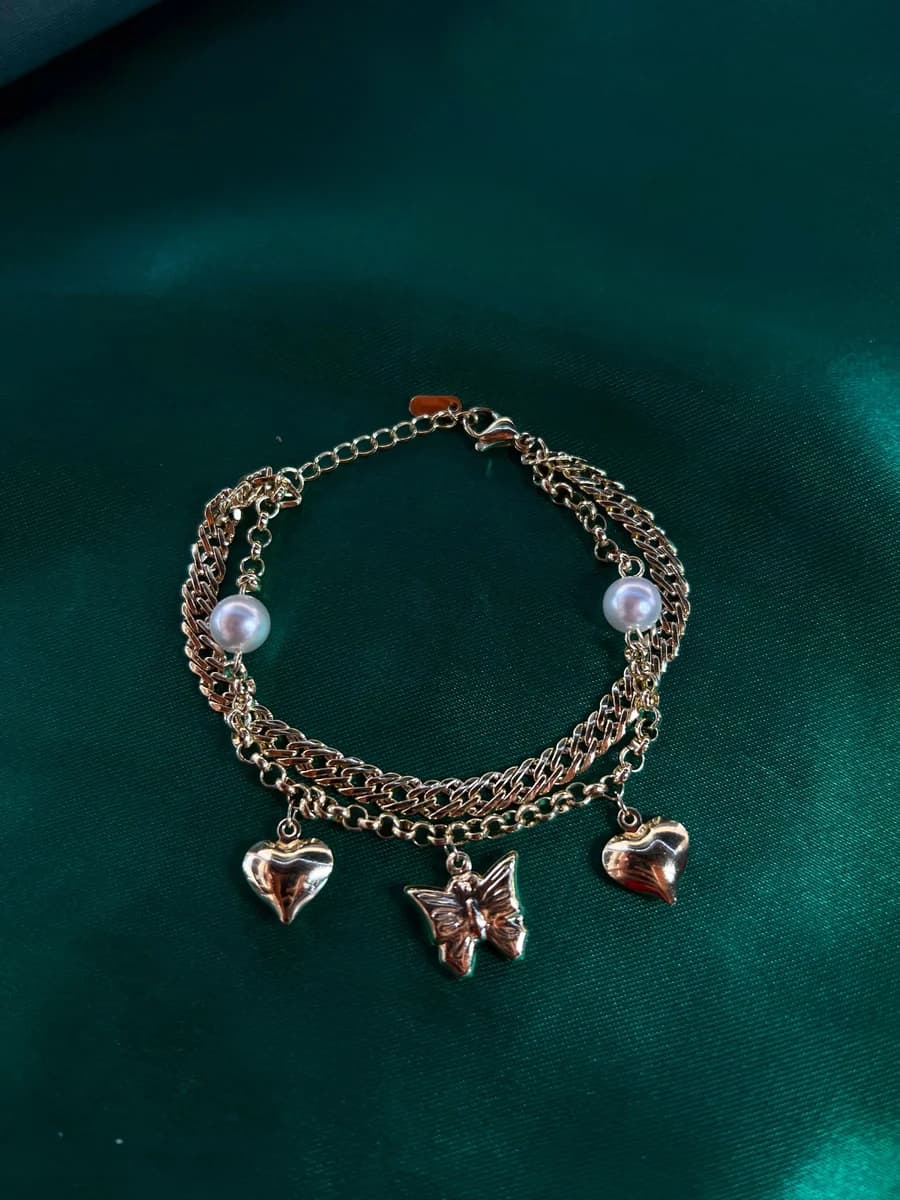 Pulsera Encantos Corazón y Mariposa en Chapa de Oro — vista 4