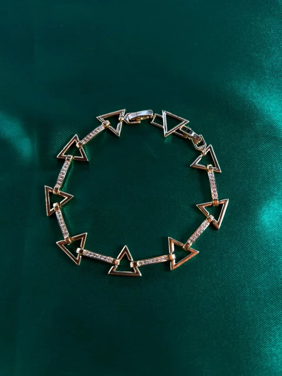 Pulsera Geométrica Triángulos Mosaico en Chapa de Oro — vista 2