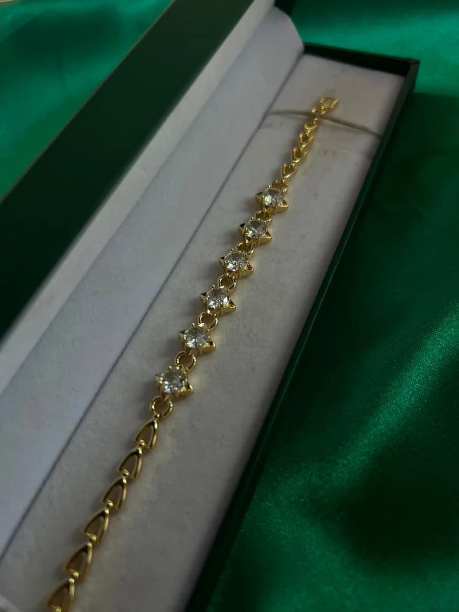 Pulsera Piedras en Estrella en Chapa de Oro 18k