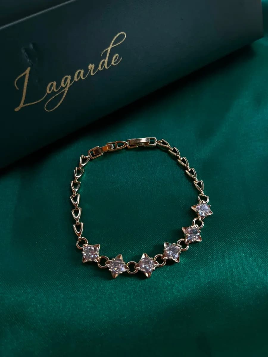 Pulsera Piedras en Estrella en Chapa de Oro 18k — vista 2