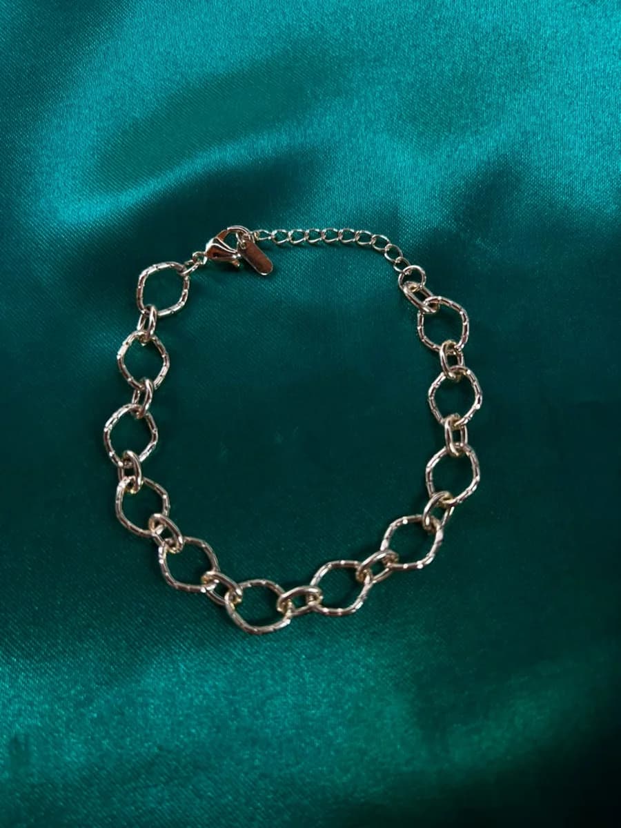 Pulsera Cadenilla Eslabones Ovalados en Chapa de Oro — vista 4