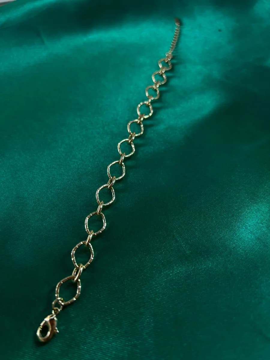 Pulsera Cadenilla Eslabones Ovalados en Chapa de Oro — vista 5