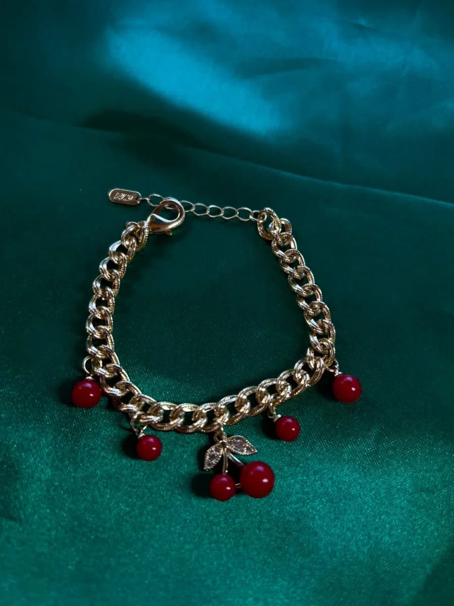 Pulsera Doble de Cerezas en Chapa de Oro 18k — vista 3