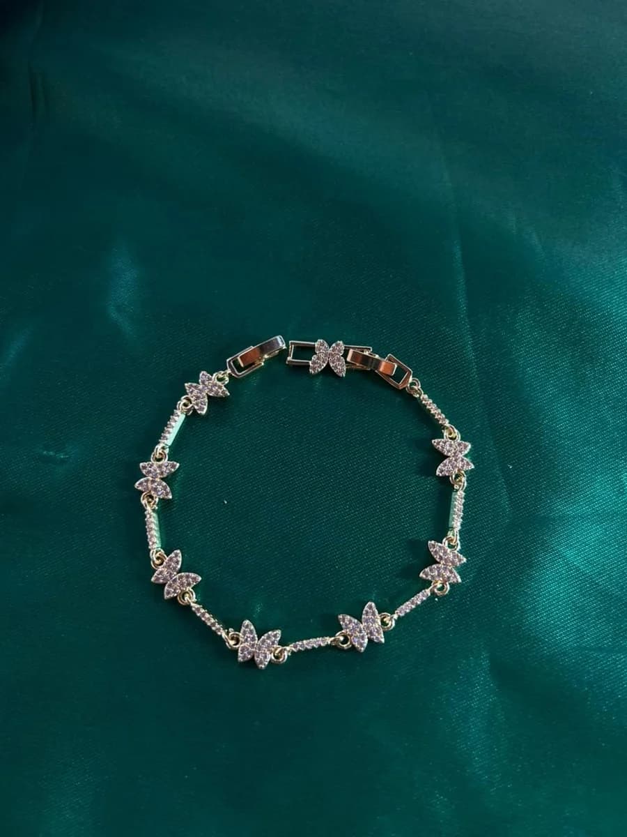 Pulsera Cadena de Mariposas en Chapa de Oro 18k — vista 4