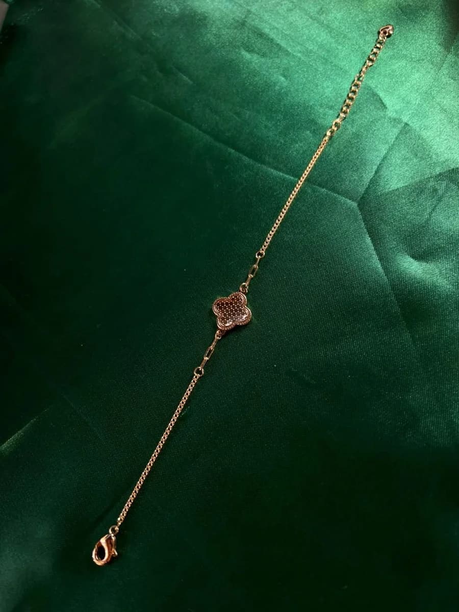 Pulsera Trébol Decorado Chapa de Oro 18k — vista 3