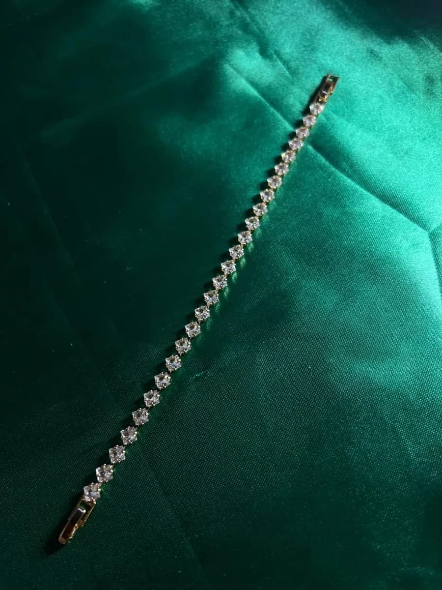 Pulsera Elegante Estilo Tenis con Circonias en Rombo en Chapa de Oro 18k — vista 2