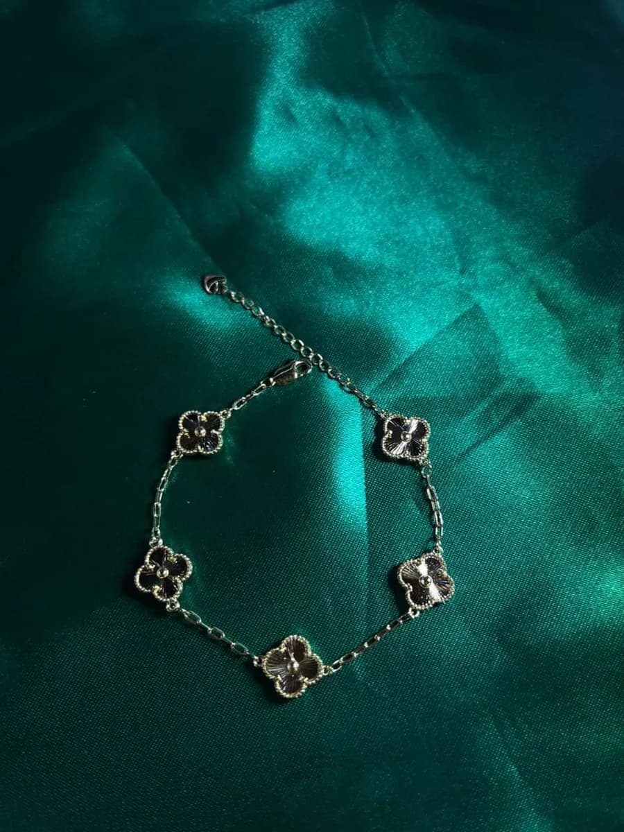 Pulsera Tréboles Estilo Van Cleef en Chapa de Oro 18k — vista 4