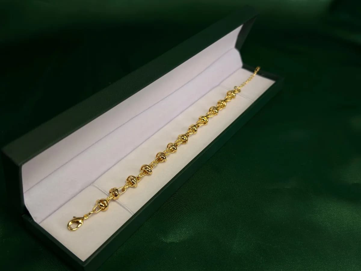 Pulsera Eslabones con Bolitas Redondas en Chapa de Oro 18k