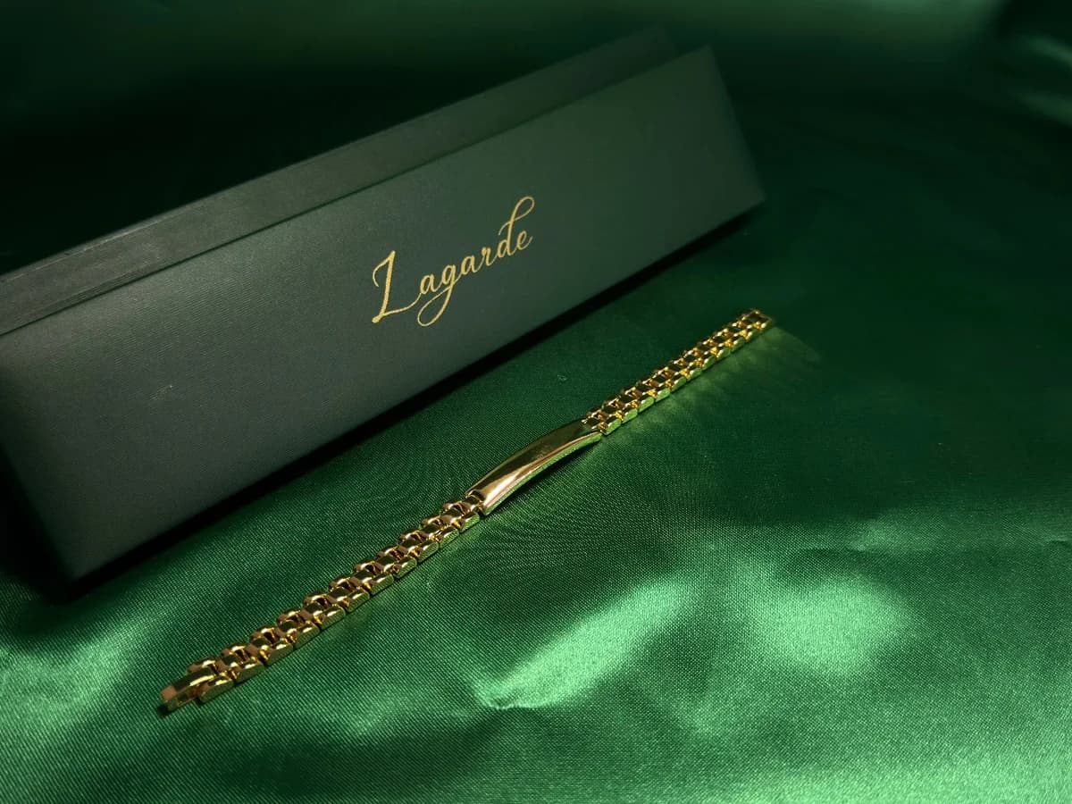 Pulsera de Eslabones Texturizados con Placa Central en Chapa de Oro 18k — vista 3