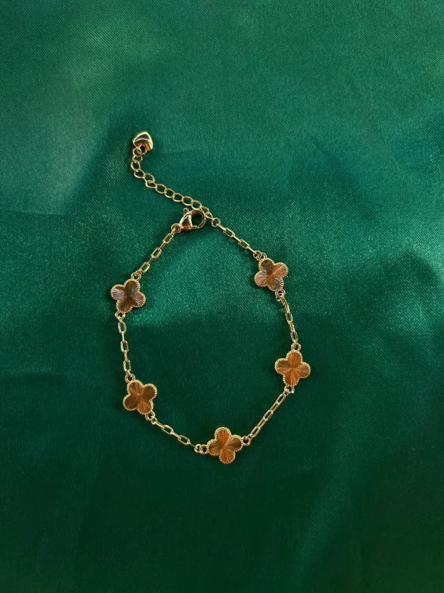 Pulsera Múltiples Dijes de Trébol Chapa de Oro 18k — vista 4