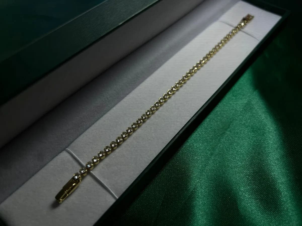 Pulsera Estilo Tennis de Piedra en Chapa de Oro 18k