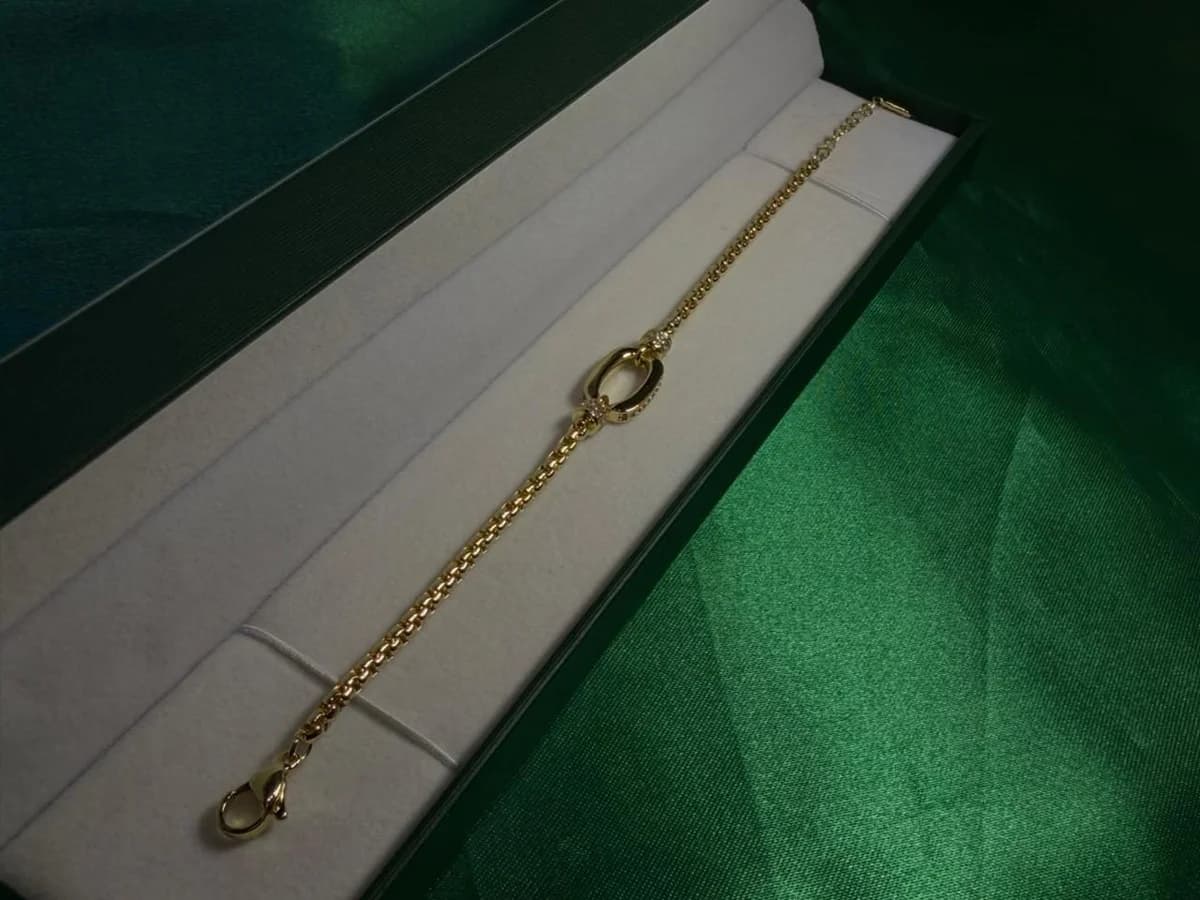 Pulsera Dije Ovalado Central en Chapa de Oro 18k — vista 2