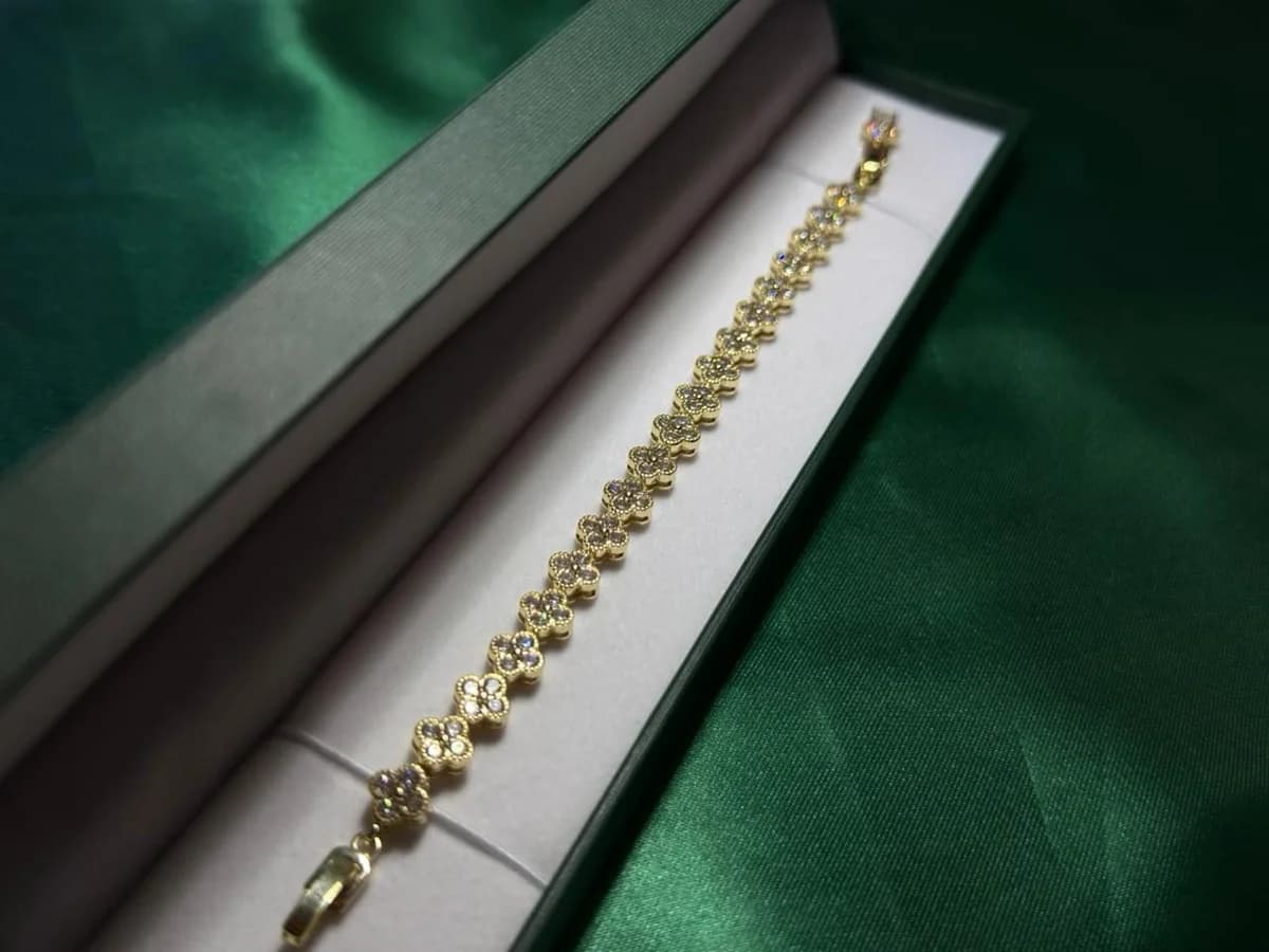 Pulsera Cadena de Flores Brillantes Chapa de Oro 18k