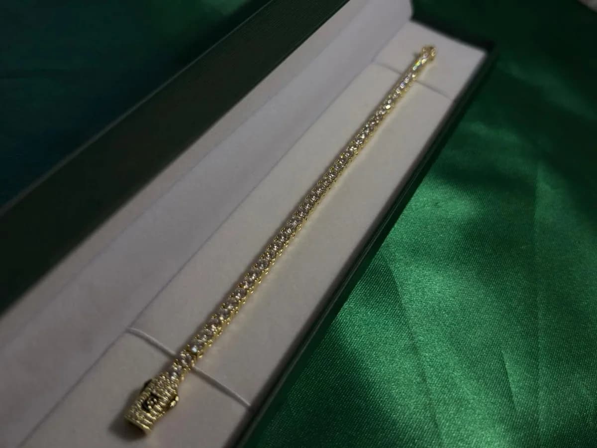 Pulsera Clásica Estilo Tenis con Circonias en Chapa de Oro 18k