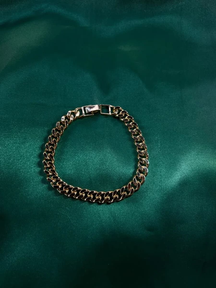 Pulsera Eslabón Cubano Grueso en Chapa de Oro 18k — vista 3