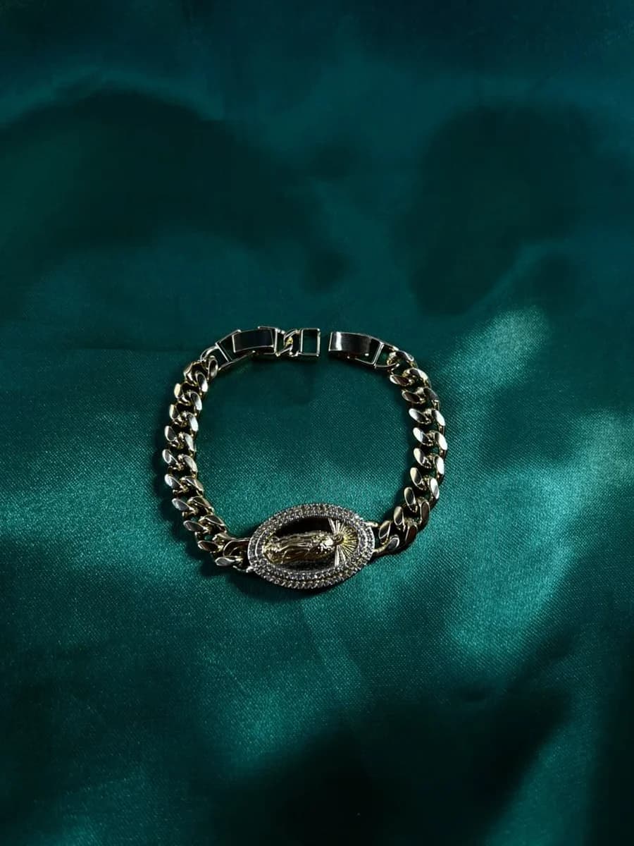 Pulsera Eslabón Cubano con Medalla Virgen en Chapa de Oro 18k — vista 4